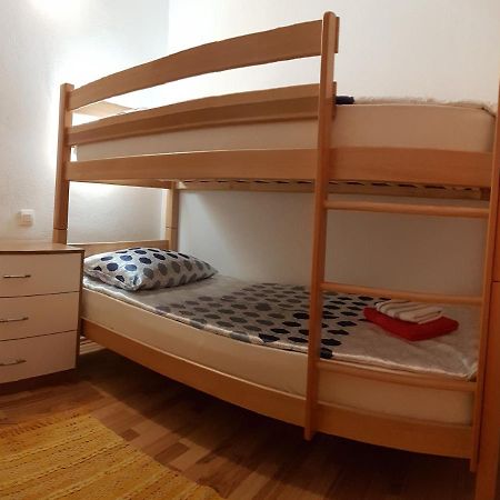 Apartman Vojaline Milna  Esterno foto