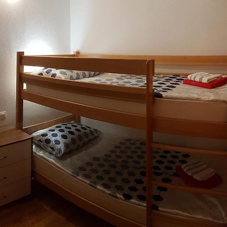 Apartman Vojaline Milna  Esterno foto