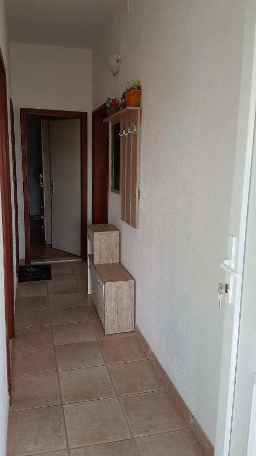 Appartamento Apartman Vojaline Milna  Esterno foto